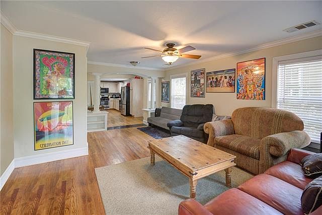 2nd image of 3702 Cherrywood Rd