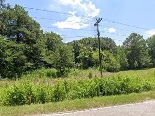 1394 McConnells Hwy W, Mc Connells, SC 29726