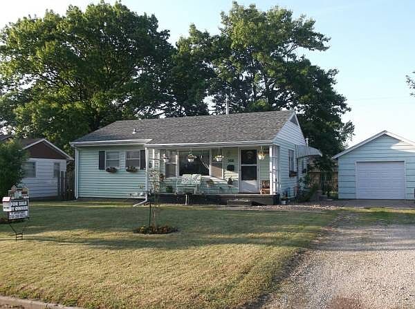 1st image of 508 NE 13th St