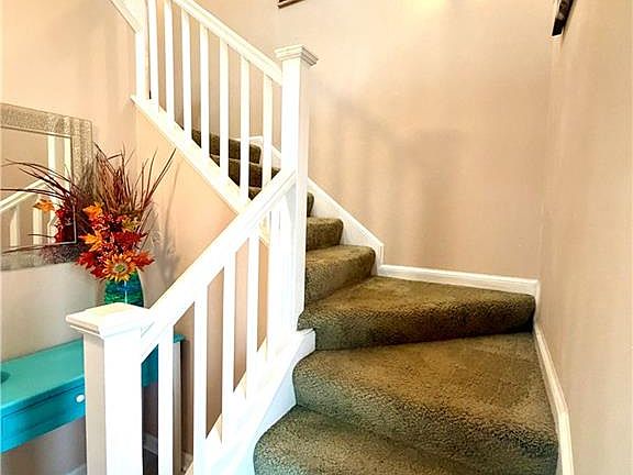 5th image of 2302 Beach Castle Ln