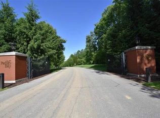 2556 E Sailor Ln #9, Bloomington, IN 47401