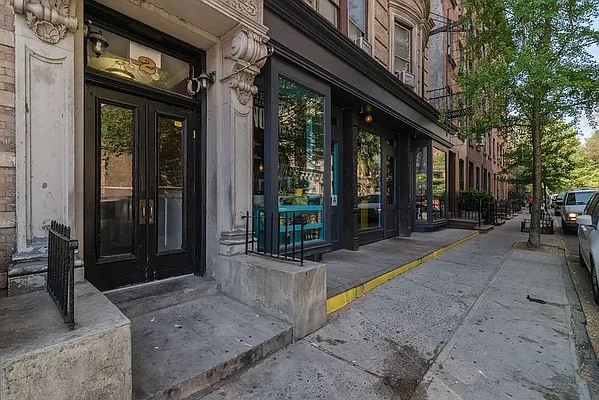 Rented by REAL New York | media 6