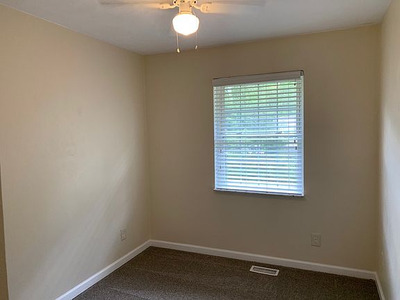 3rd image of 5053 Saint Patrick Cir #1