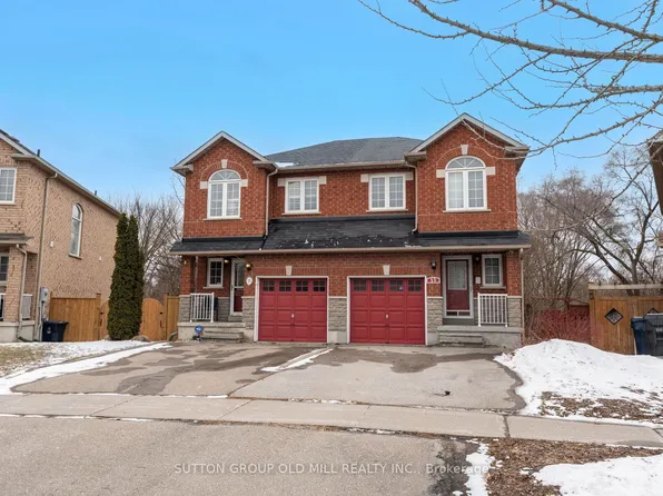 15 Katrina Ct, Toronto, ON M6L 3G3