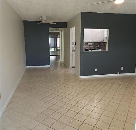 3rd image of 54 Harwood Dr #G