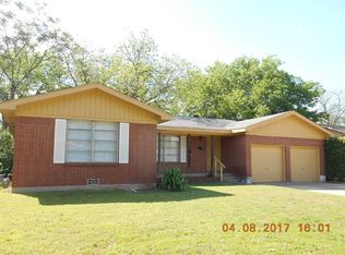 845 Lee Dr, Bedford, TX 76022