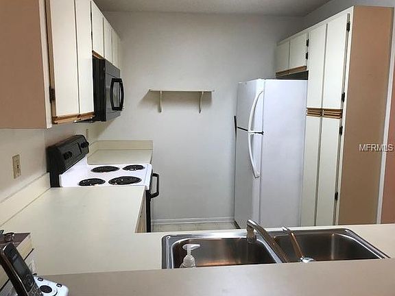 5th image of 2332 Oak Park Way #101