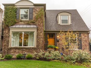 1233 Columbian Ave, Oak Park, IL 60302