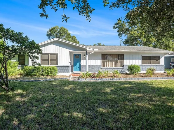 10910 Carrollwood Dr, Tampa, FL 33618