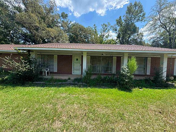 2nd image of 631 Del Monte Place Rd
