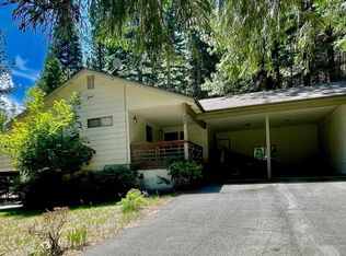 740 Oregon St, Weed, CA 96094