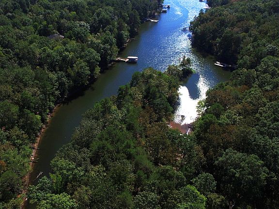 3rd image of 509 Whisper Lake Dr