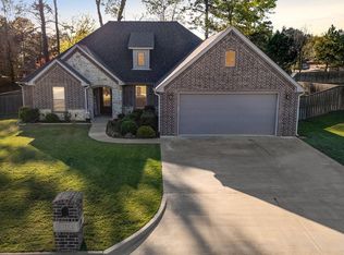 212 Saddle Brook Cir, Hallsville, TX 75650