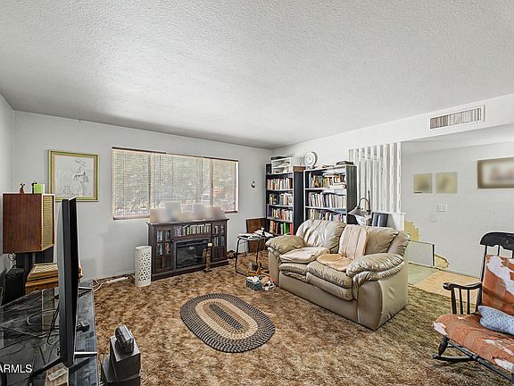 4th image of 908 W MCLELLAN Road