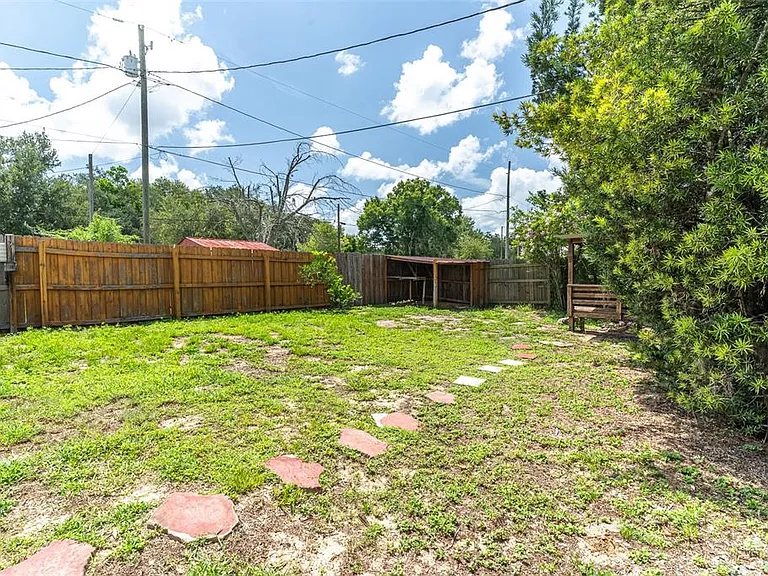 916 Cohassett Ave — Photo 24