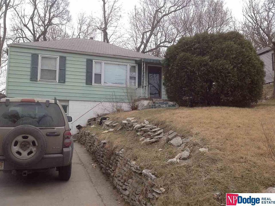 1st image of 5215 N 42nd St