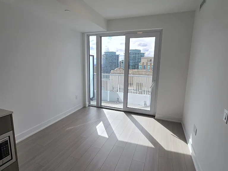 36 Olive Ave #2001 — Photo 9