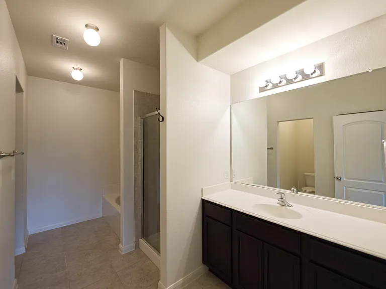 152 Curt St — Photo 11