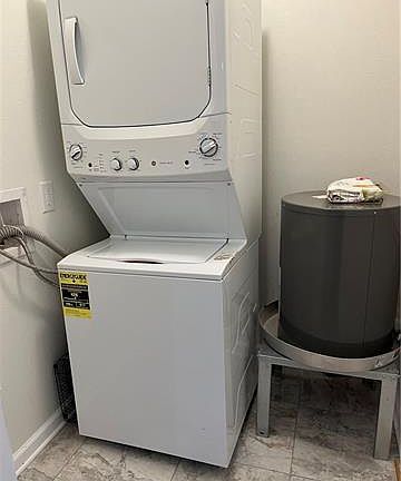 5th image of 2100 Philip St Unit A
