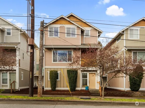 1104 SW Holden Street, Seattle, WA 98106