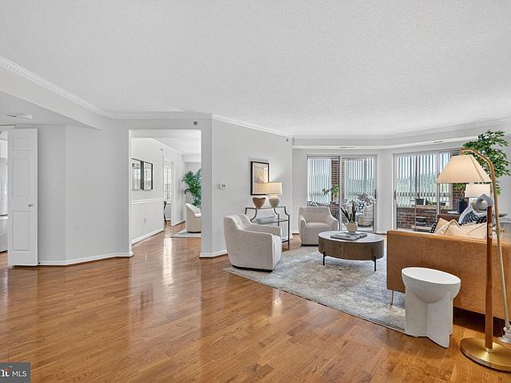 2nd image of 2151 Jamieson Ave Unit 610