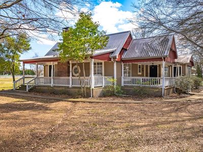 602 SE Front St, Edgewood, TX, 75117