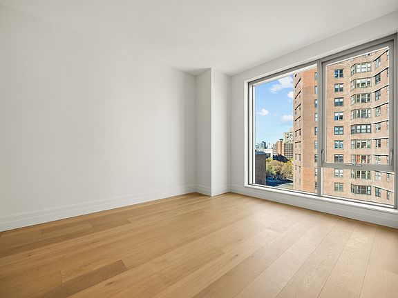 5th image of 222 E Broadway #10C