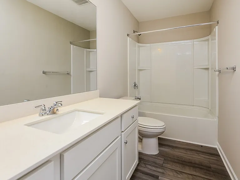 247 Pond Ct — Photo 16