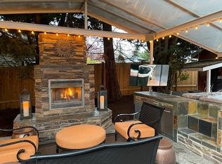 3827 Serene Way, Lynnwood, WA 98087