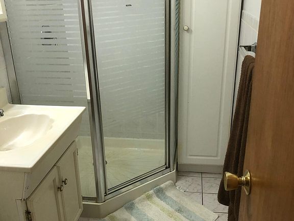 4th image of 6019 71st St #1