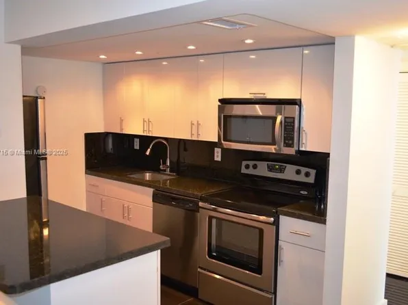 1035 West Ave APT 205, Miami Beach, FL 33139