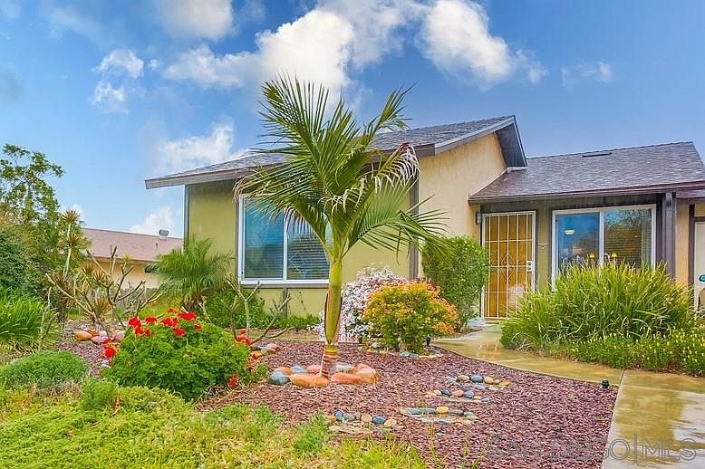 1st image of 4573 Beverly Glen Dr