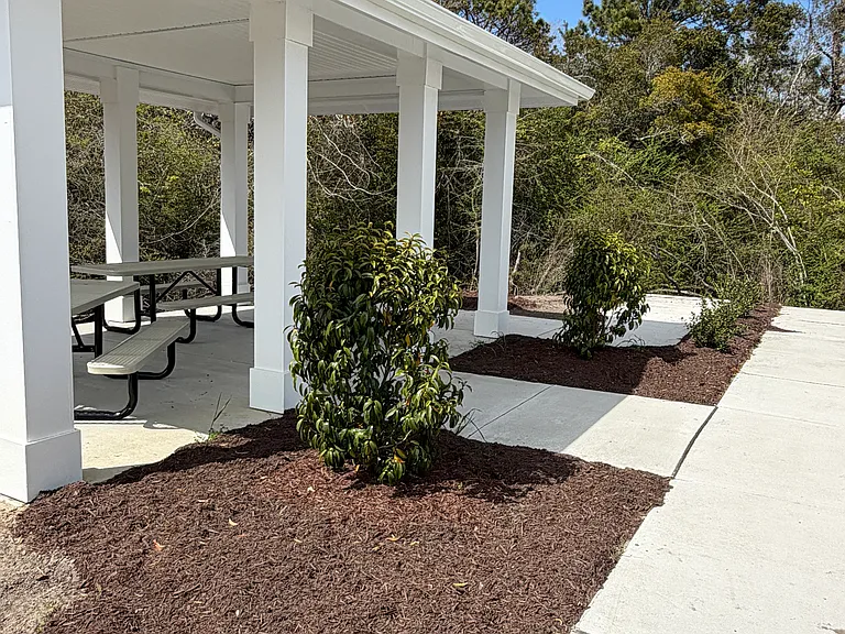 Elijah's Landing — Photo 13