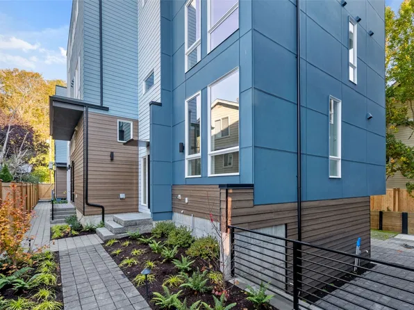 7029 Delridge Way SW, Seattle, WA 98106