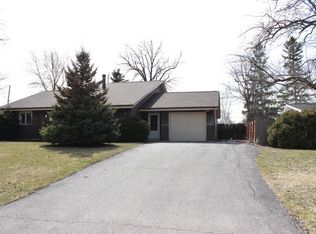9425 Riverview Ln, Caledonia, WI 53108