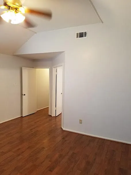 3 bed, 1416 sqft, $1,900 — Photo 4