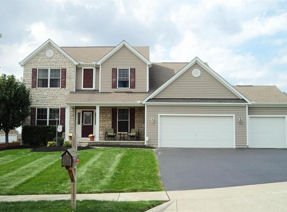 1st image of 207 Sourwood Ct