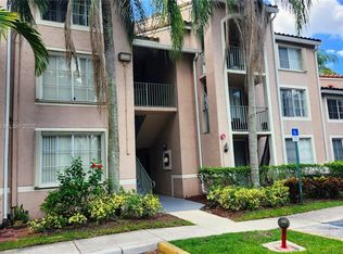 12166 Saint Andrews Pl APT 110, Hollywood, FL 33025