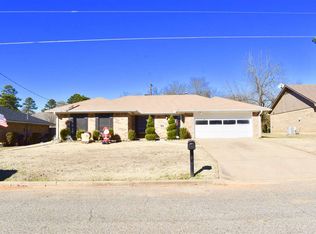 211 Kimberly Ln, Longview, TX 75604