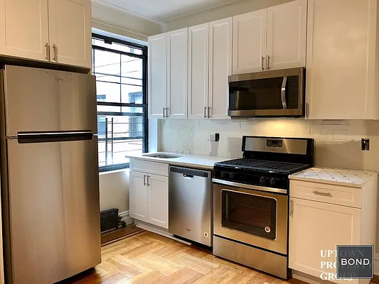 Rented by Bond New York | media 24