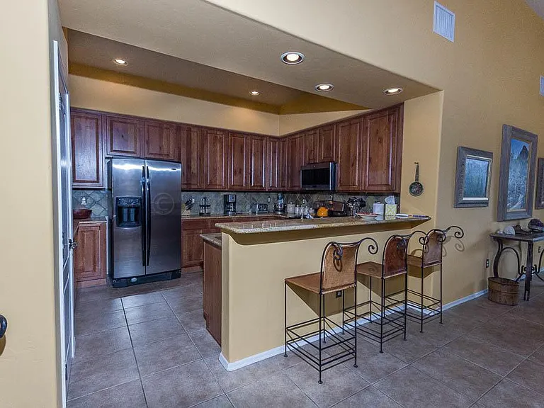 4402 W Cloud Ranch Pl — Photo 9