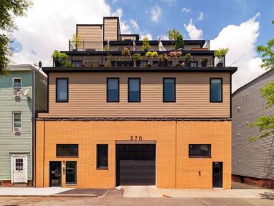 270 Paris St #3, Boston, MA, 02128