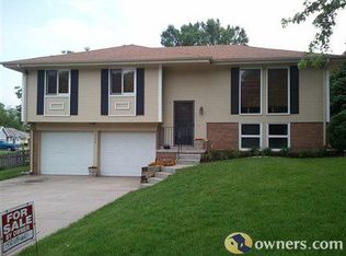 15748 Orchard Ave, Omaha, NE 68135
