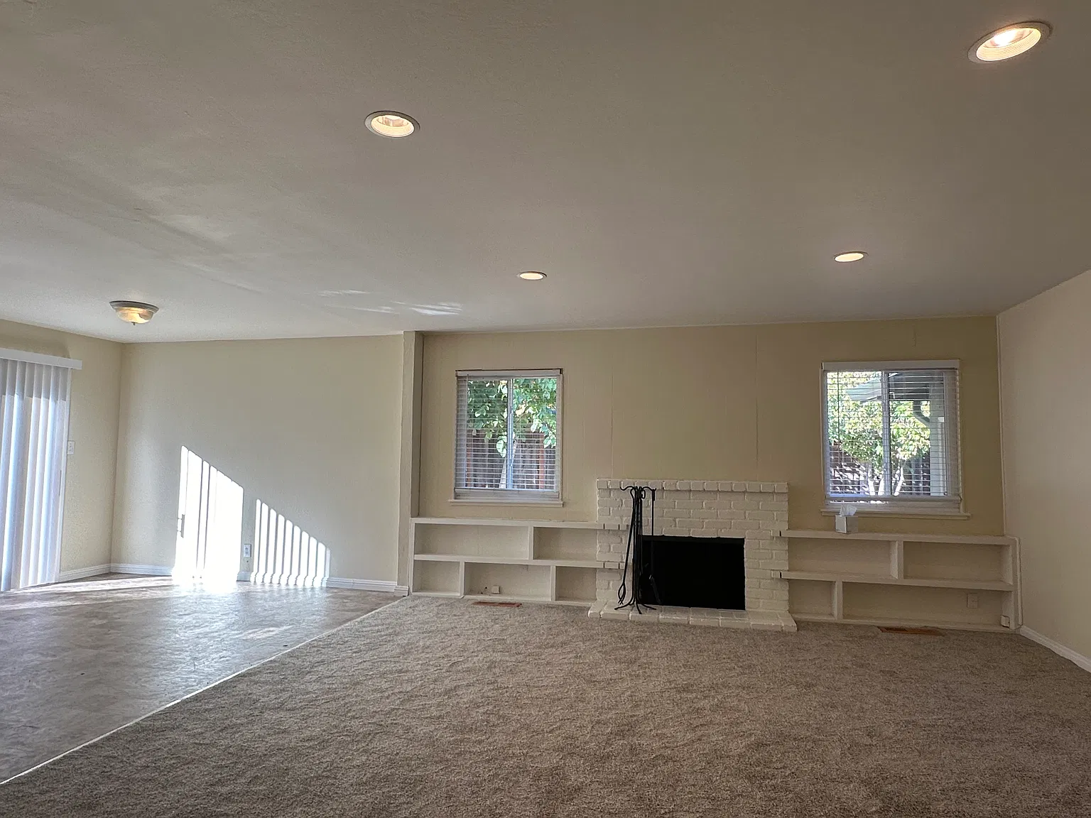 229 Steven Cir — Photo 4