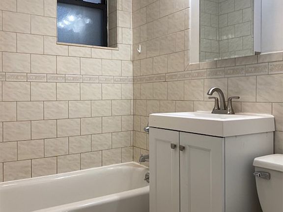5th image of 43-20 42nd St #3B