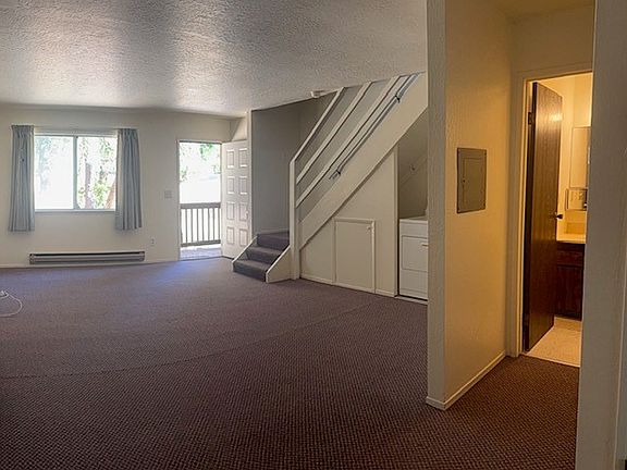 3rd image of 1678 Lilac Ct APT D