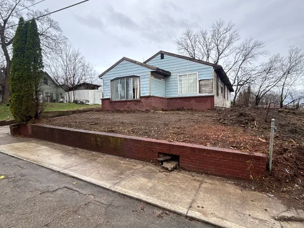 1528 W 20th St, Anderson, IN 46016