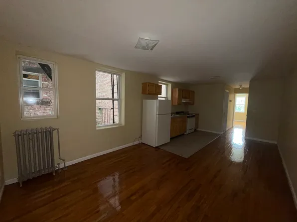 (undisclosed Address), Yonkers, NY 10705