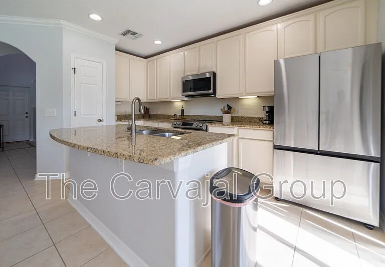 2210 Seven Oaks Dr — Photo 20