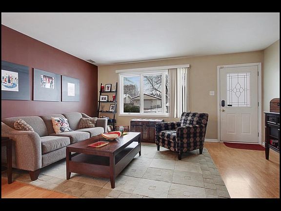 2nd image of 18346 Lenore Ln